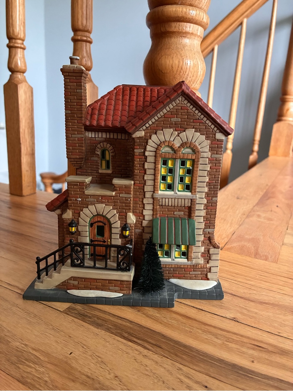 Dept 56 Four Seasons House Christmas in the Parkway